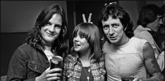 Classic AC/DC Bassist Mark Evans Remembers Bon Scott on Feb. 19