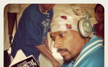 Like an Everflowing Rhyme: Snoop Dogg Digs Into Heavy Reading
