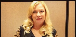 Traci Lords Gropes Some Heavy Summer Reading